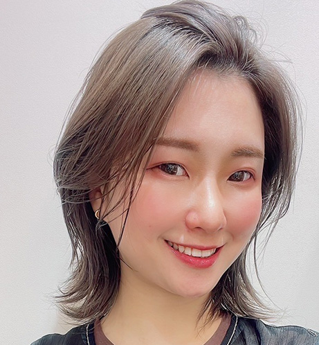 モテ髪の先生 マドカ